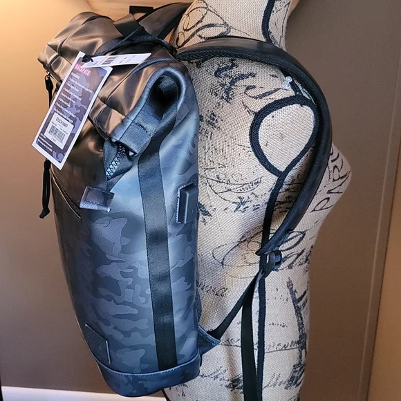 DUCHAMP Rubberized Camo Flapover Backpack - Picture 9 of 9